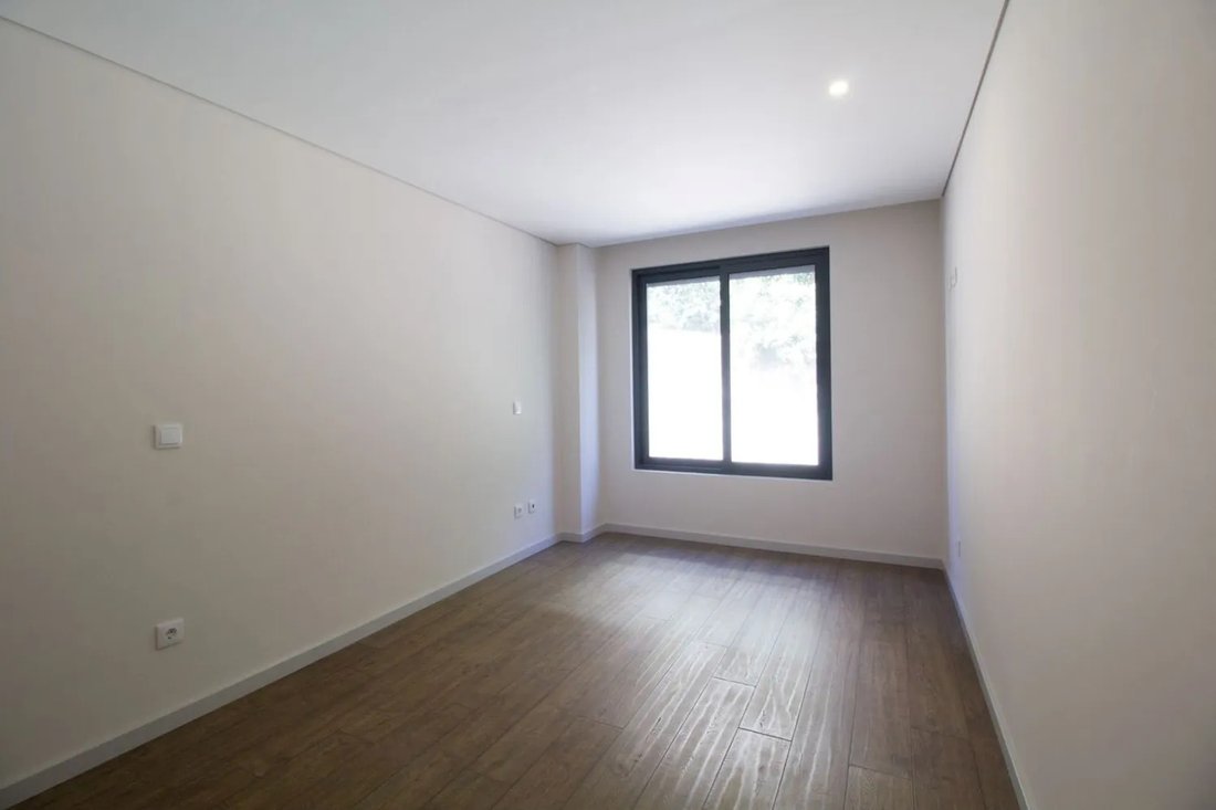 Apartment in Cedofeita, Santo Ildefonso, Se, Miragaia, Sao Nicolau e Vitoria, Porto District, Portugal 4 - 14899836