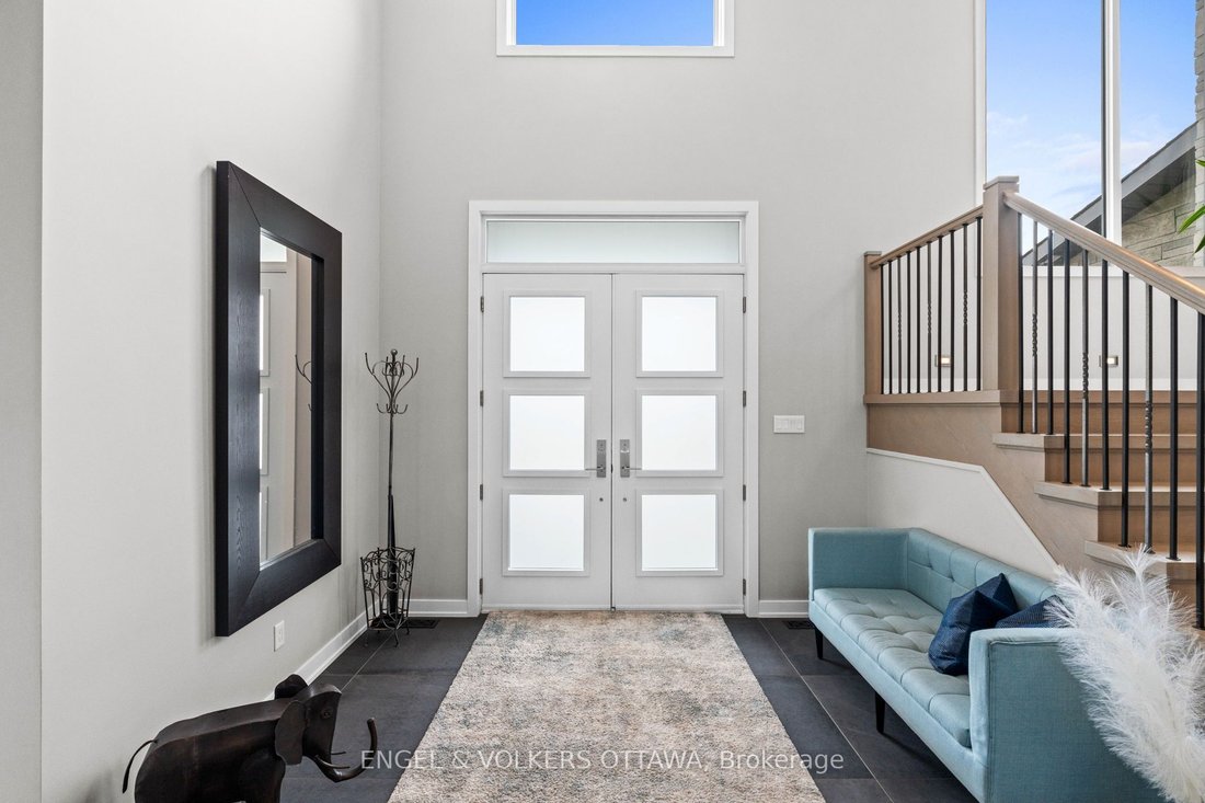 House in Ottawa, Ontario, Canada 5 - 18643399