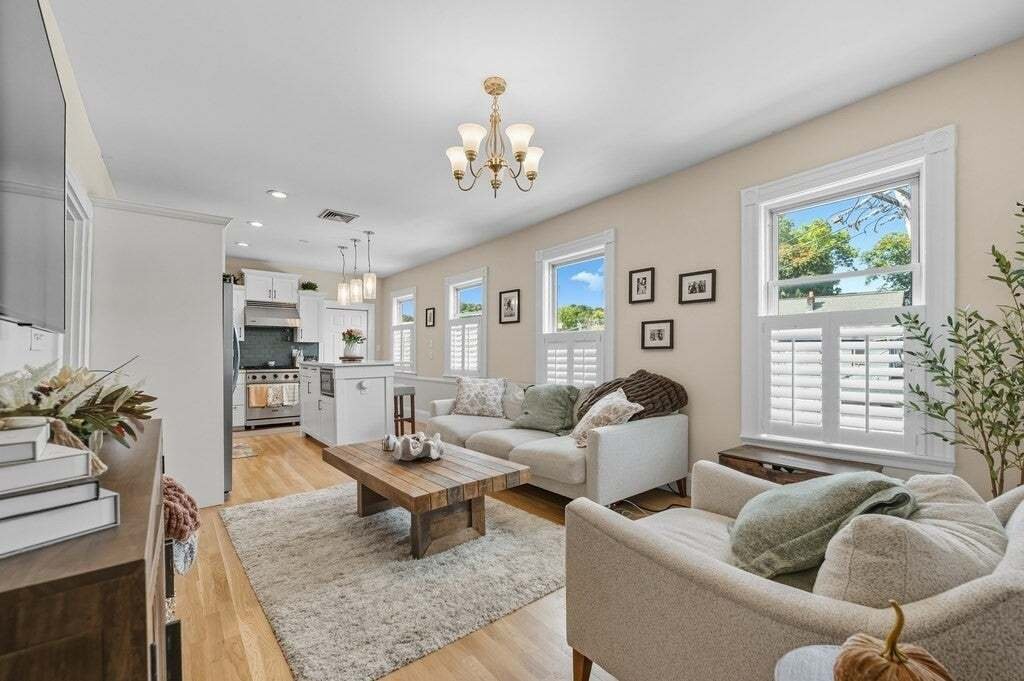 Condo in Boston, Massachusetts, United States 1 - 18647375
