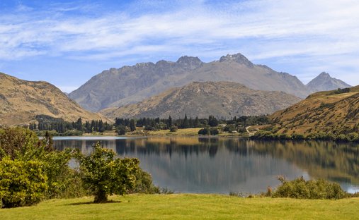 Land in Queenstown, Otago, New Zealand 1