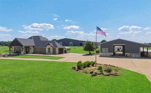 Farm Ranch in Pilot Point, Texas, United States 1