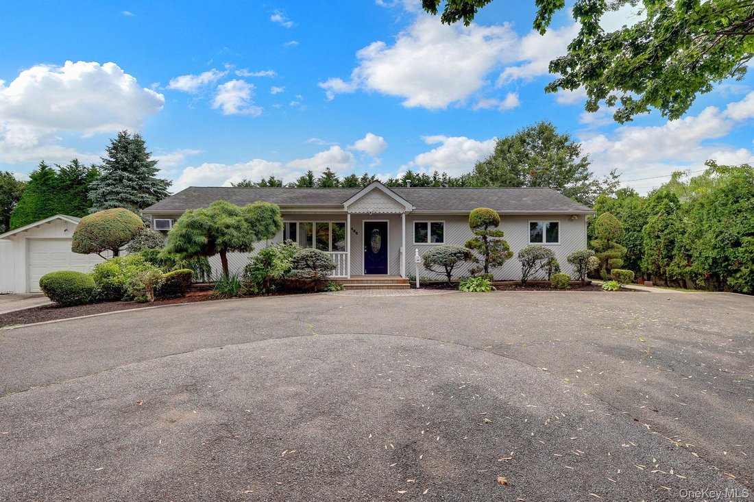 House in West Islip, New York, United States 5 - 18648476
