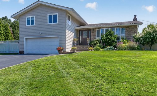 House in Syosset, New York, United States 1