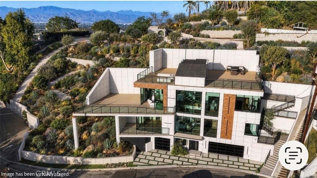 House in Los Angeles, California, United States 3 - 18642856