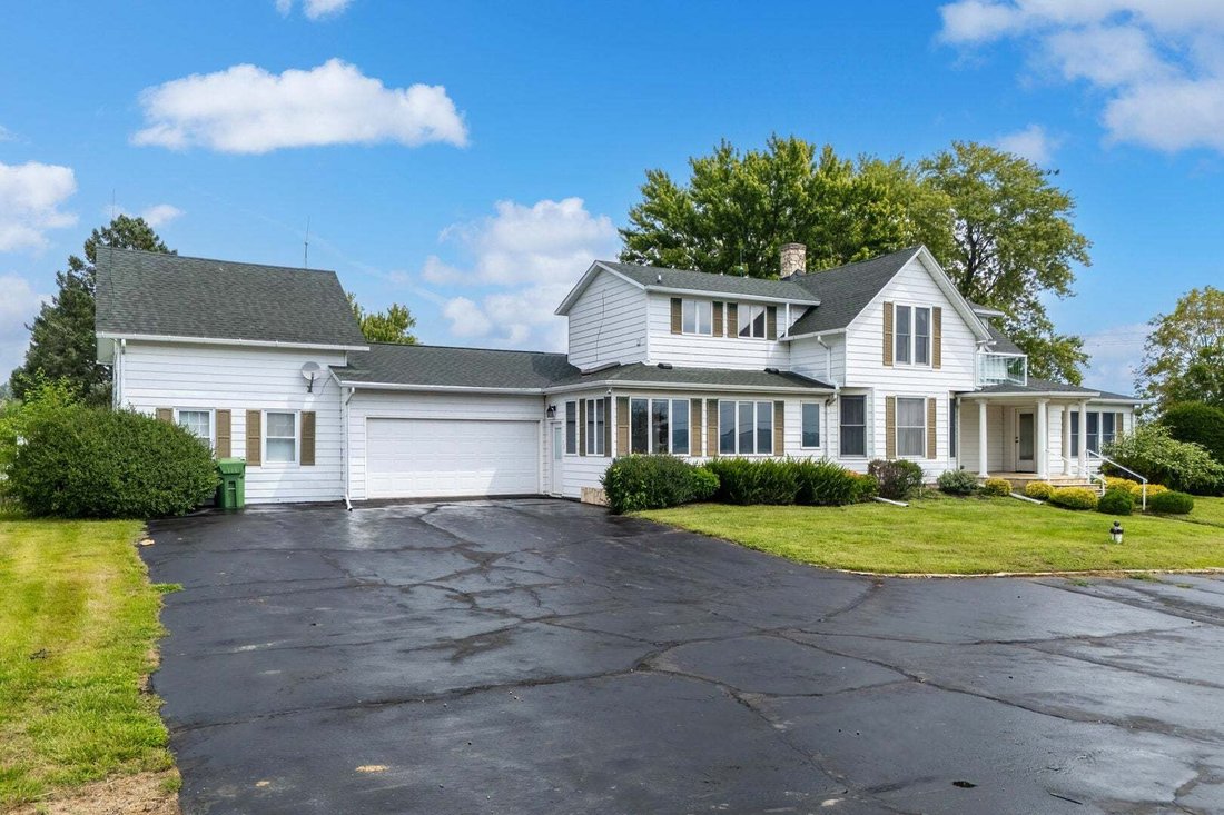 House in Le Claire, Iowa, United States 2 - 18646664