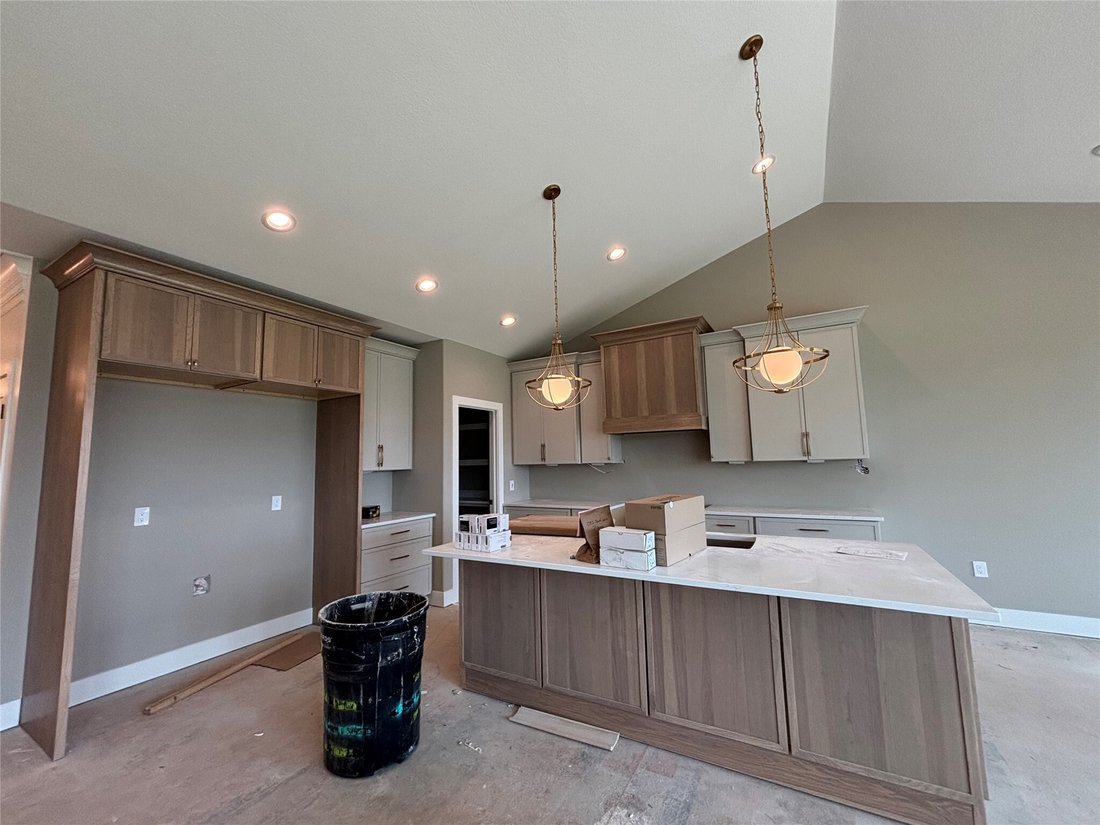 House in West Des Moines, Iowa, United States 3 - 18366527