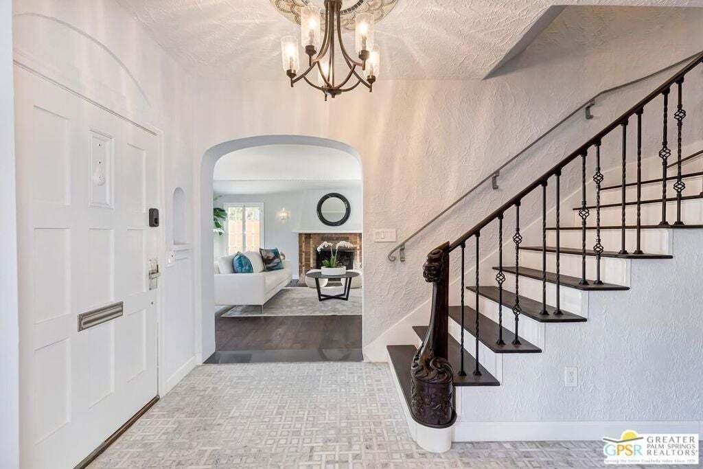 House in Glendale, California, United States 4 - 18643085