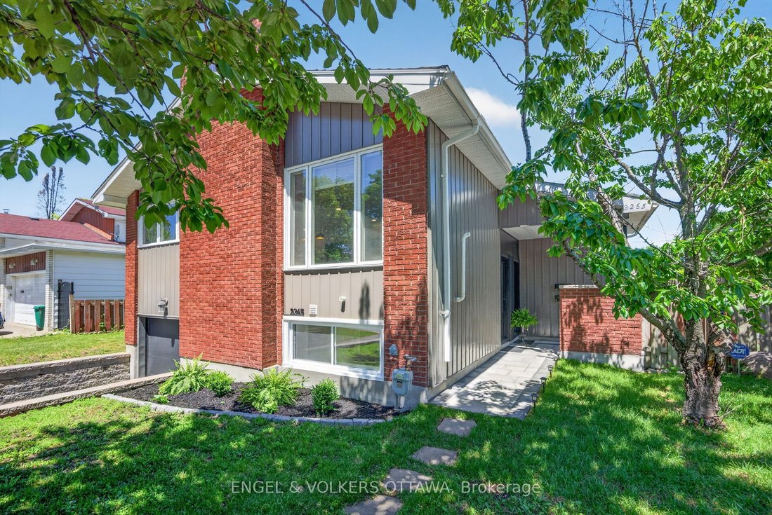 House in Ottawa, Ontario, Canada 2 - 18642936