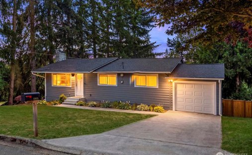 House in Newcastle, Washington, United States 1