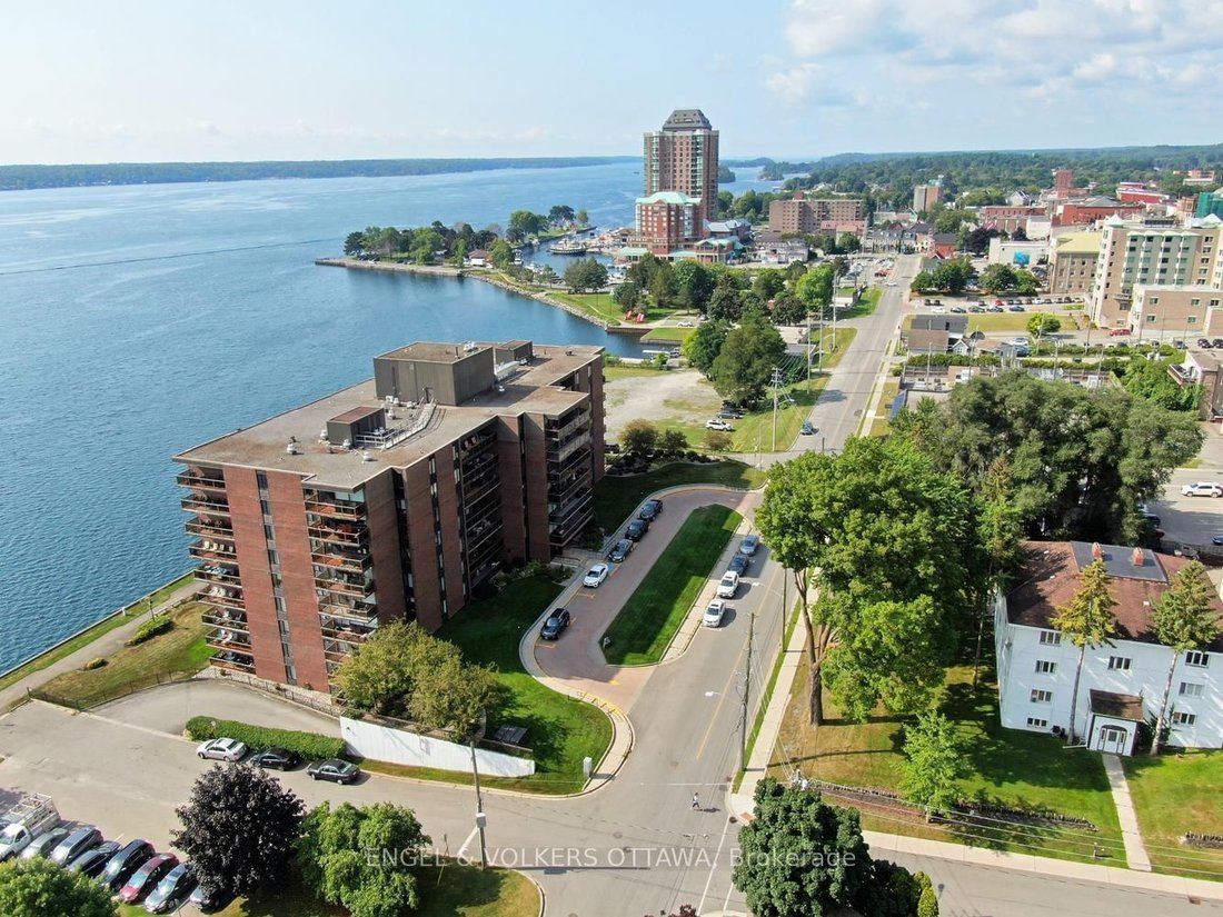 Condo in Brockville, Ontario, Canada 4 - 18644109