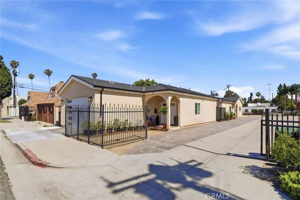 Townhouse in Los Angeles, California, United States 4 - 18646572