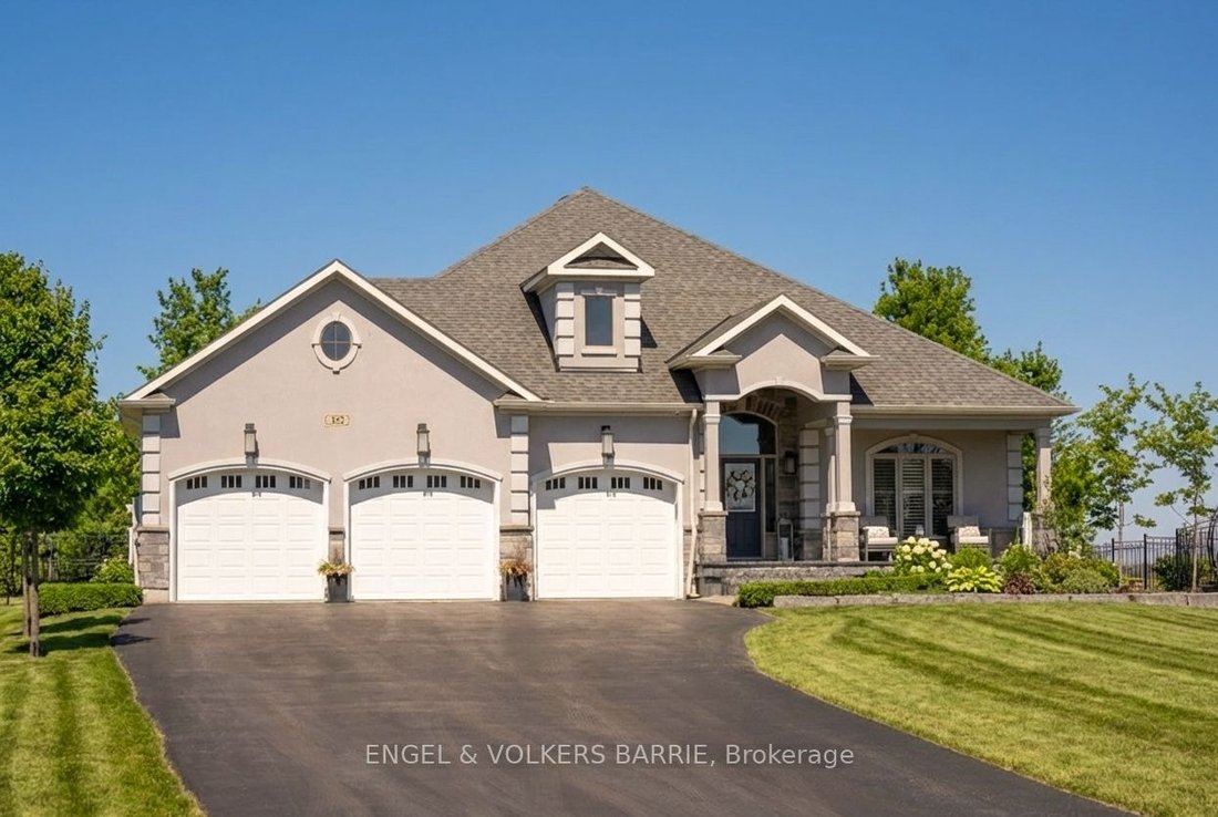 House in Innisfil, Ontario, Canada 1 - 18643081