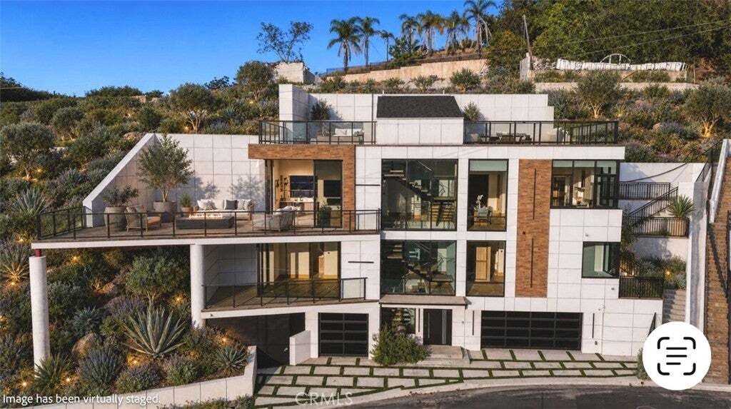 House in Los Angeles, California, United States 1 - 18642856