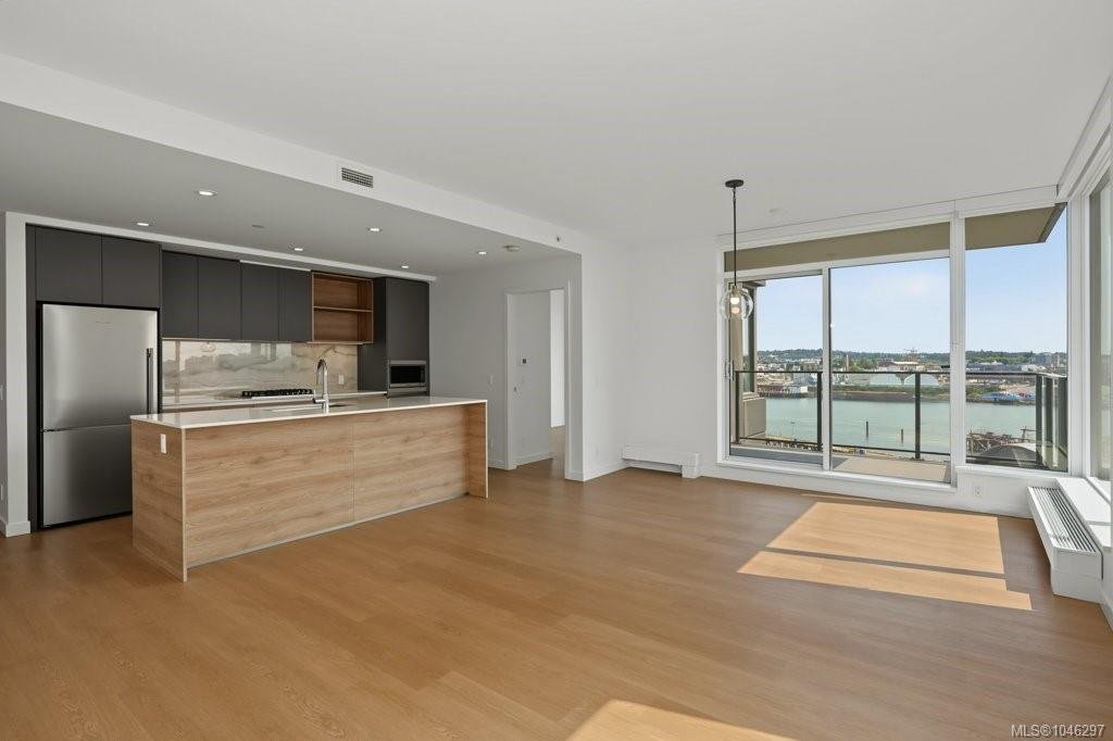 Condo in Victoria, British Columbia, Canada 4 - 18643812