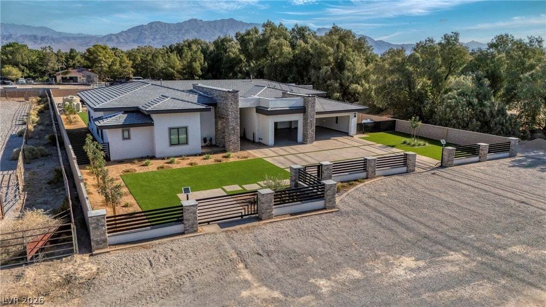 House in Las Vegas, Nevada, United States 1 - 18645864