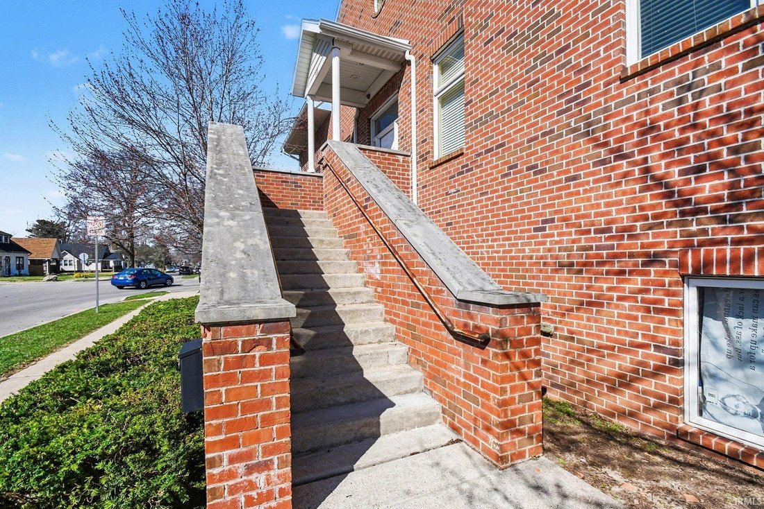 House in South Bend, Indiana, United States 4 - 18644477