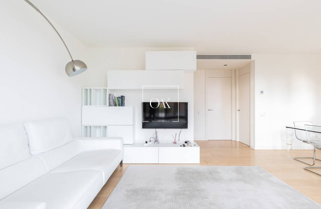 Apartment in Sarrià-Sant Gervasi, Barcelona, Spain 4 - 18300866