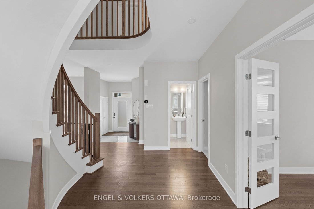 House in Ottawa, Ontario, Canada 5 - 18643819