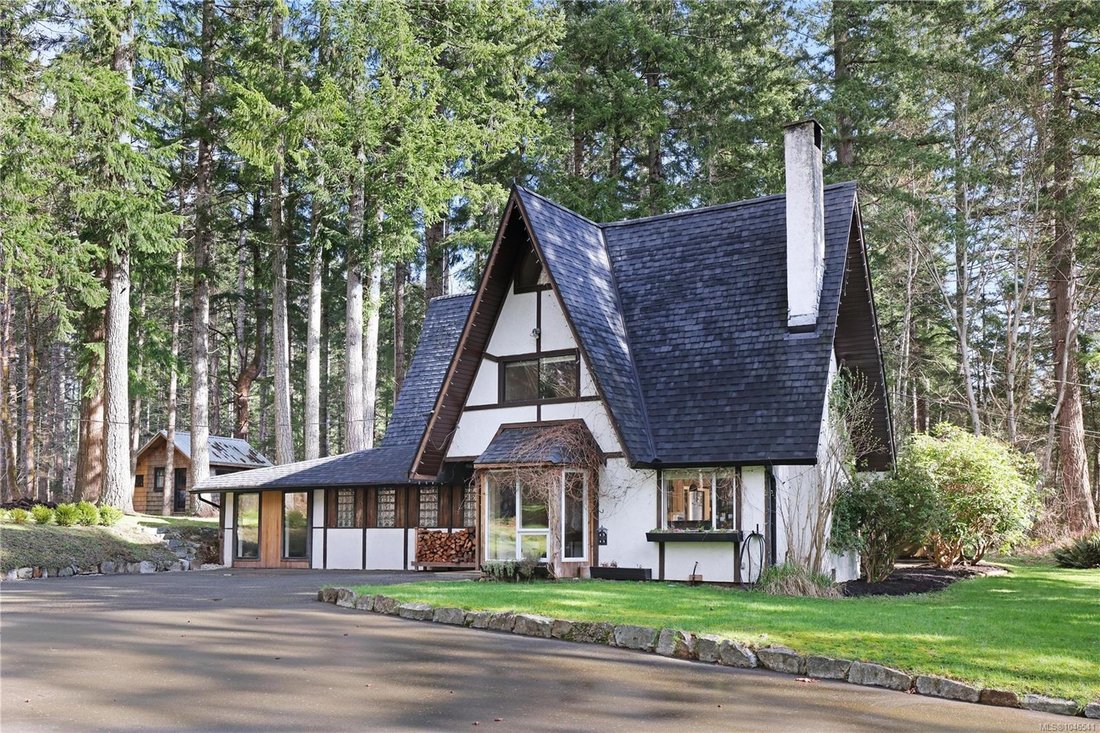 House in Courtenay, British Columbia, Canada 1 - 18643716