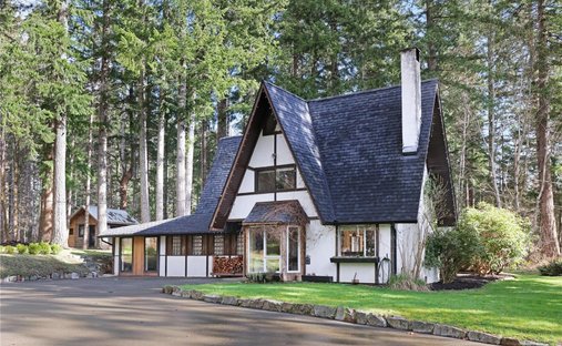 House in Courtenay, British Columbia, Canada 1