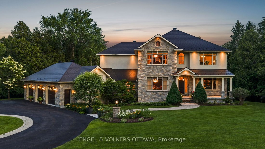 House in Ottawa, Ontario, Canada 1 - 18642603
