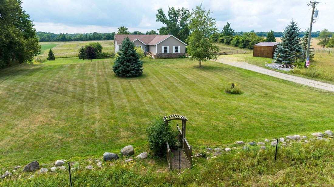 House in Croswell, Michigan, United States 1 - 18645824