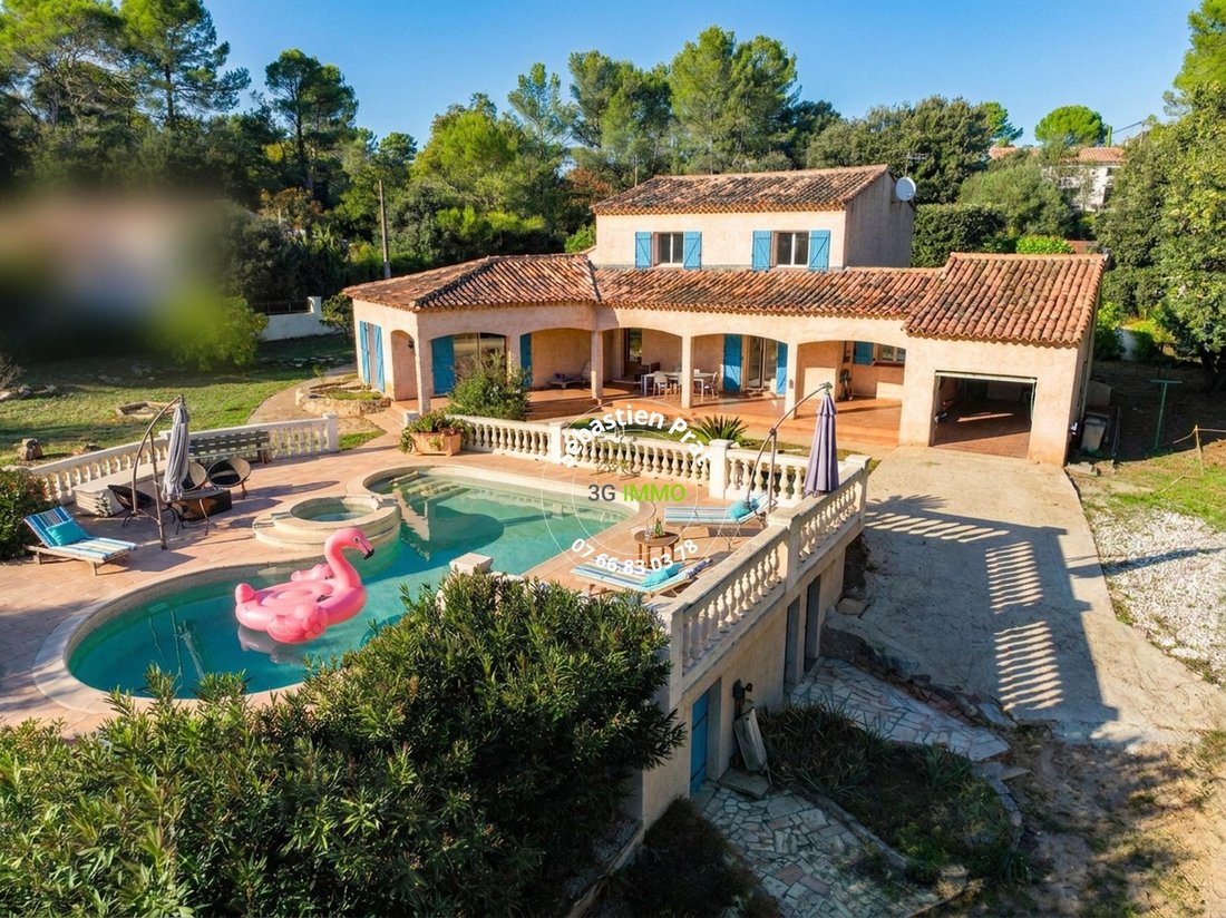 House in Flassans-sur-Issole, Provence-Alpes-Côte d'Azur, France 1 - 18646975