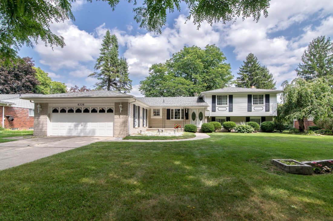 House in Troy, Michigan, United States 1 - 18644565