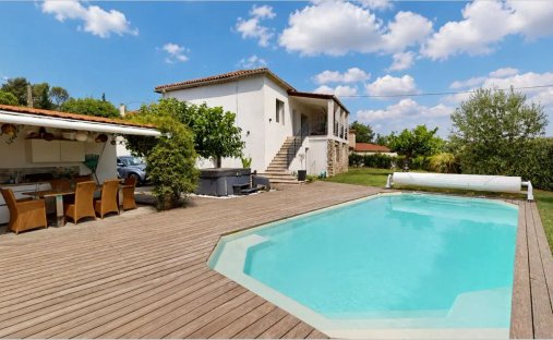 House in Greasque, Provence-Alpes-Côte d'Azur, France 1