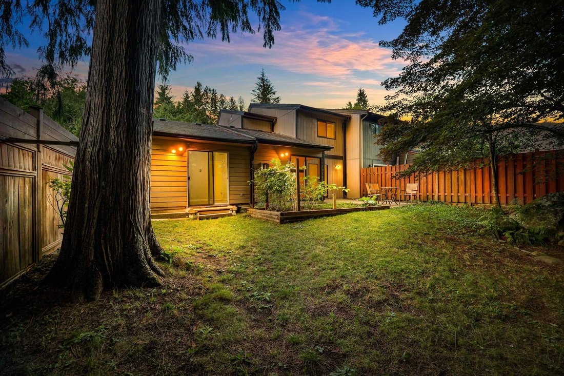House in Squamish, British Columbia, Canada 5 - 18643124