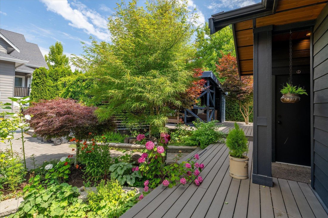 House in Squamish, British Columbia, Canada 3 - 18643051