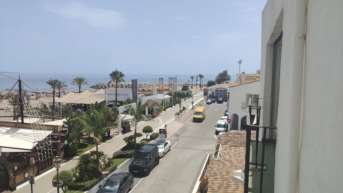 Apartment in Puerto Banus, Marbella, Spain 2 - 18642420