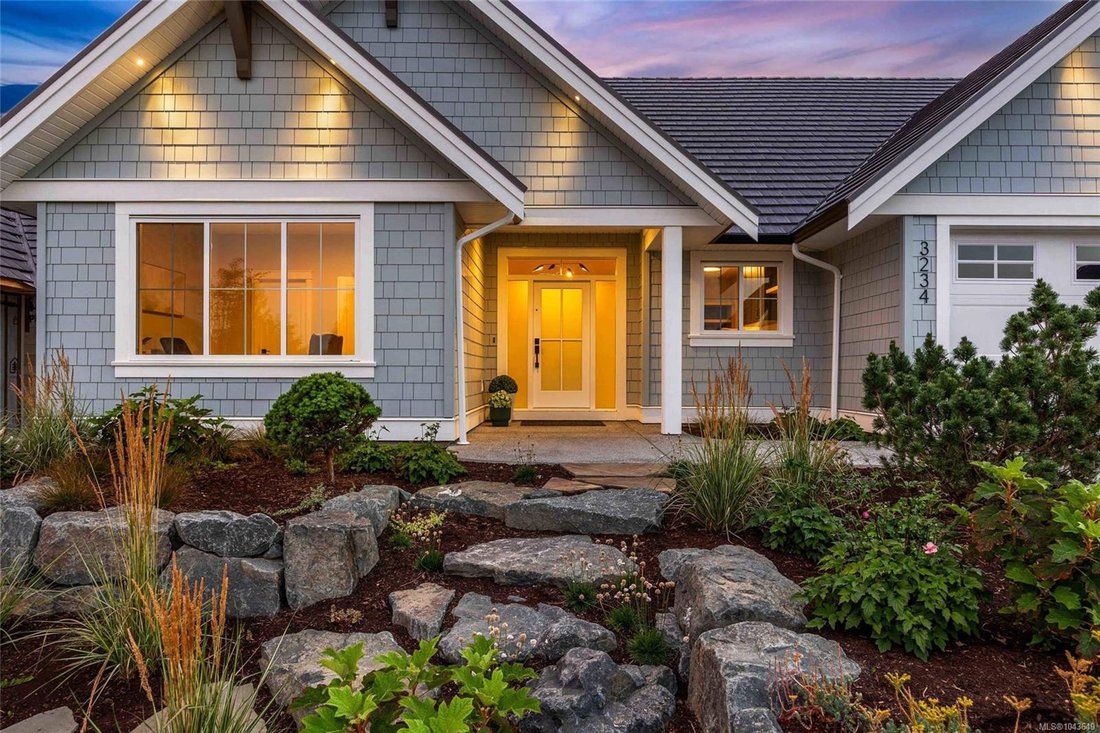 House in Courtenay, British Columbia, Canada 5 - 18643660