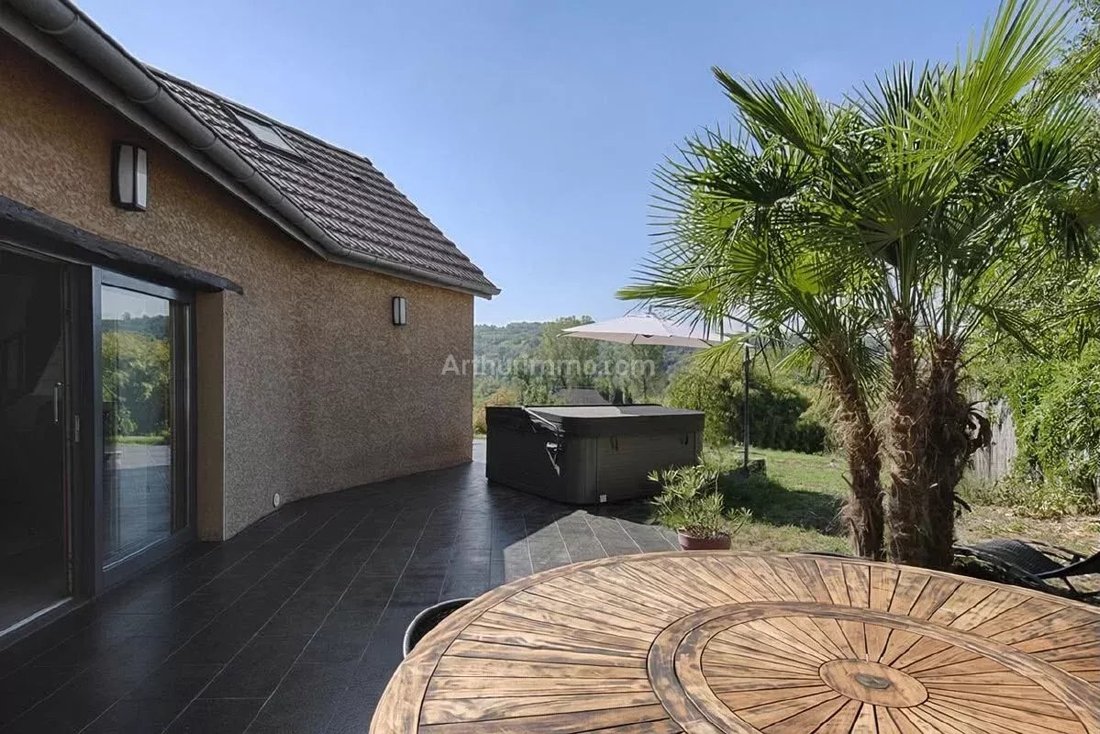 House in Saint-Chef, Auvergne-Rhône-Alpes, France 3 - 18644007