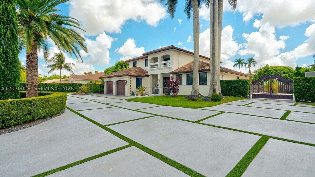 House in Miami, Florida, United States 3 - 18646090