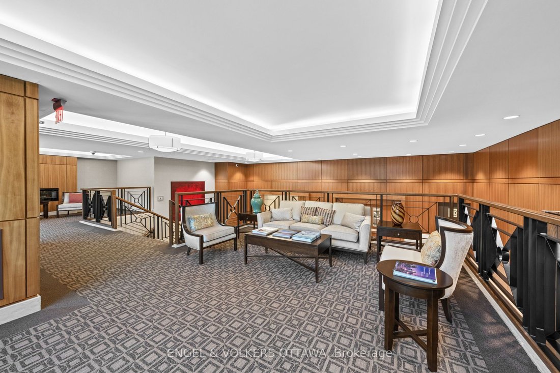 Condo in Ottawa, Ontario, Canada 4 - 18644172