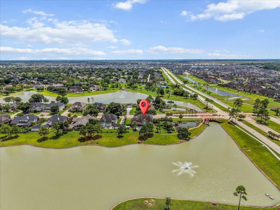 House in Friendswood, Texas, United States 4 - 18647110