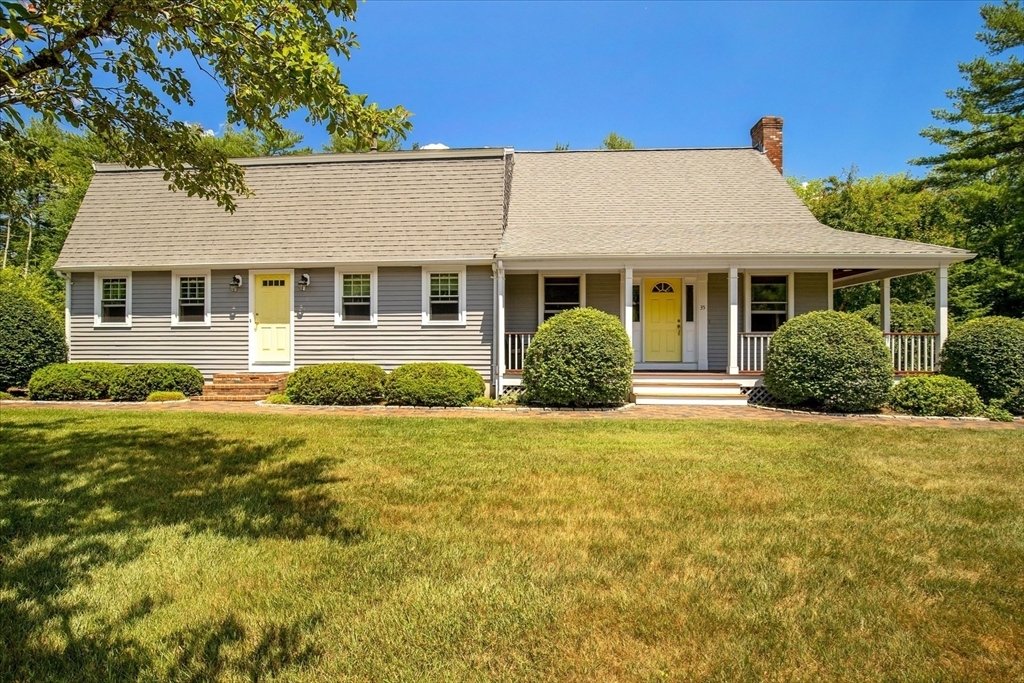 House in Middleborough, Massachusetts, United States 1 - 18642197
