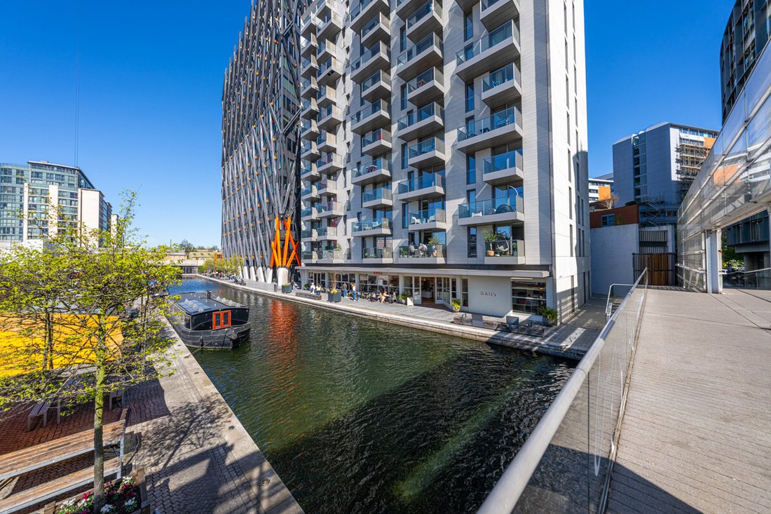 Apartment in Paddington, Westminster, England 3 - 18645511