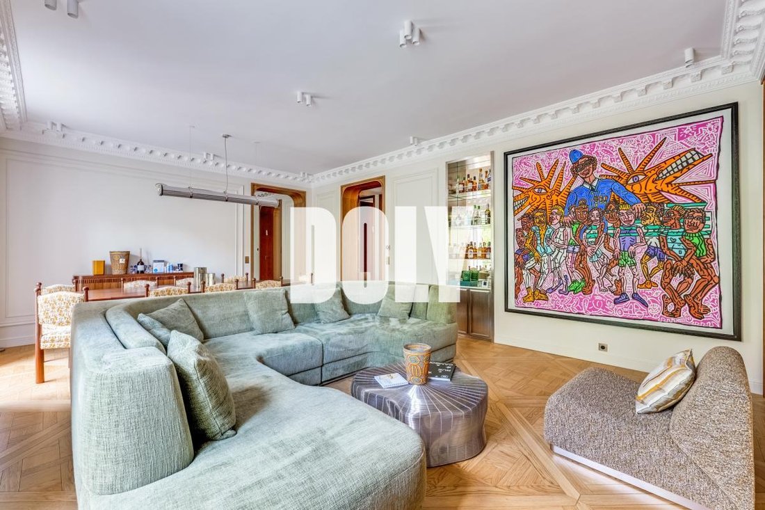 Apartment in Courcelles-Wagram, Paris 17e Arrondissement, Paris 3 - 18645679