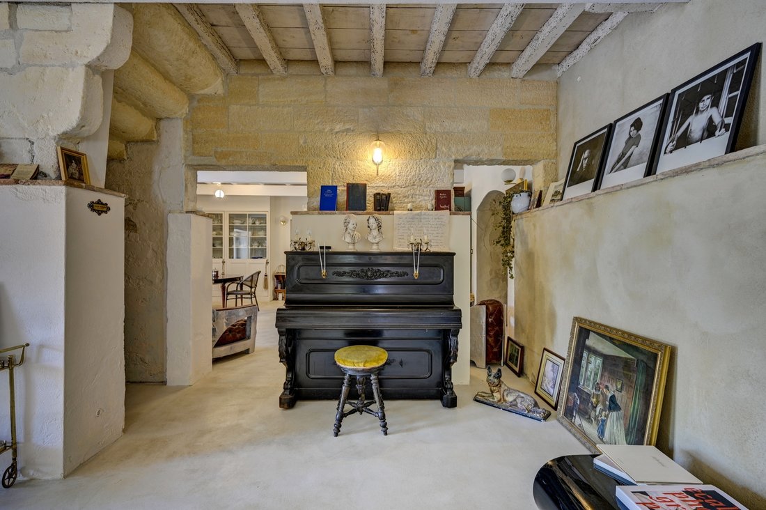 House in Arles, Provence-Alpes-Côte d'Azur, France 4 - 18647300