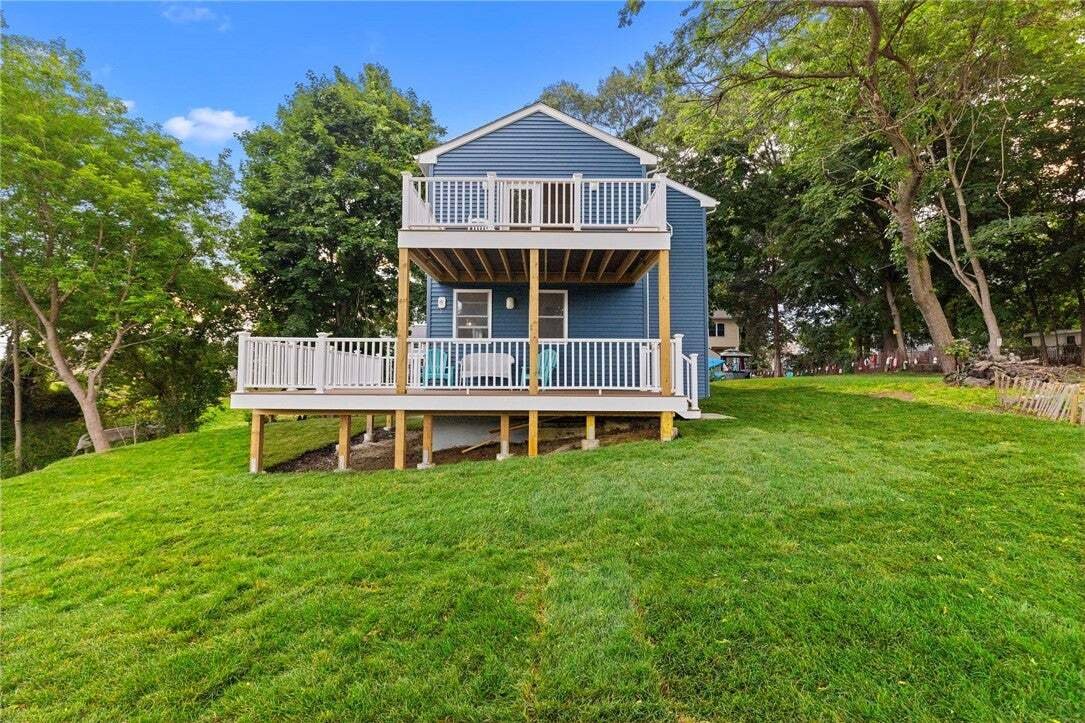 House in Warwick, Rhode Island, United States 4 - 18645755