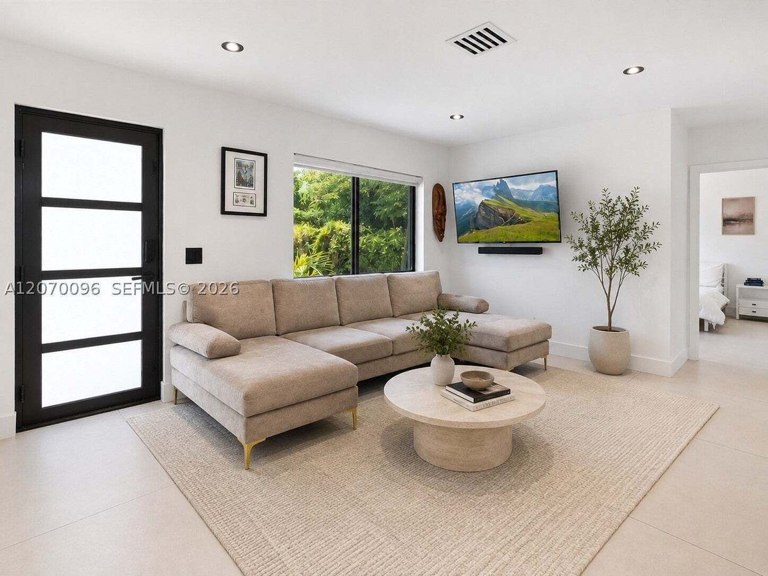 House in Miami, Florida, United States 4 - 18646094