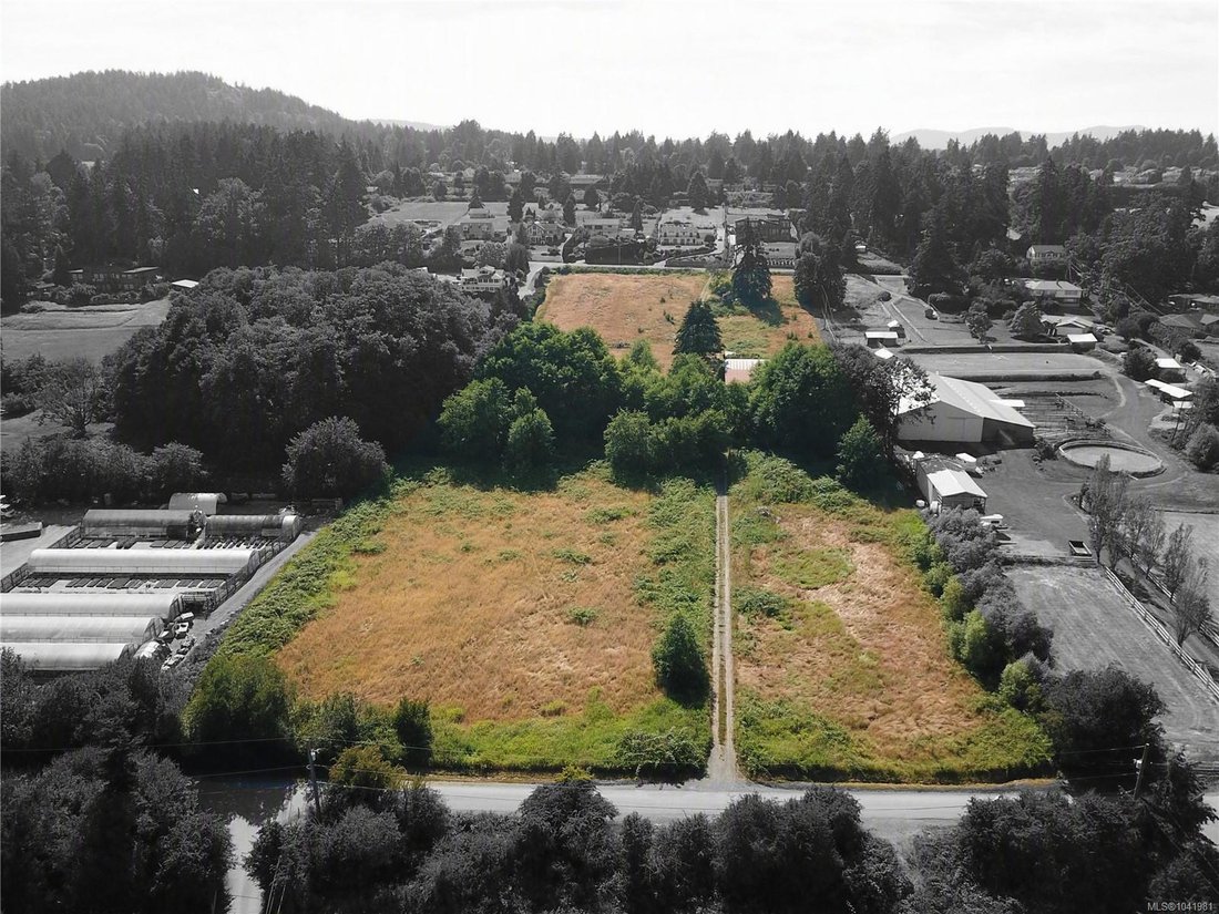 Land in Victoria, British Columbia, Canada 1 - 18643527