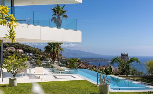 Villa in La Turbie, Provence-Alpes-Côte d'Azur, France 1