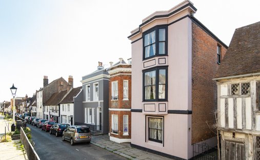 Villa in Clive Vale, Hastings, England 1
