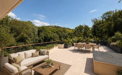 Apartment in Auribeau-sur-Siagne, Provence-Alpes-Côte d'Azur, France 1