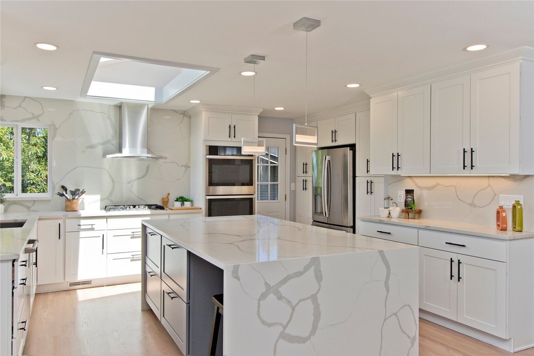 House in Bellevue, Washington, United States 4 - 18229433