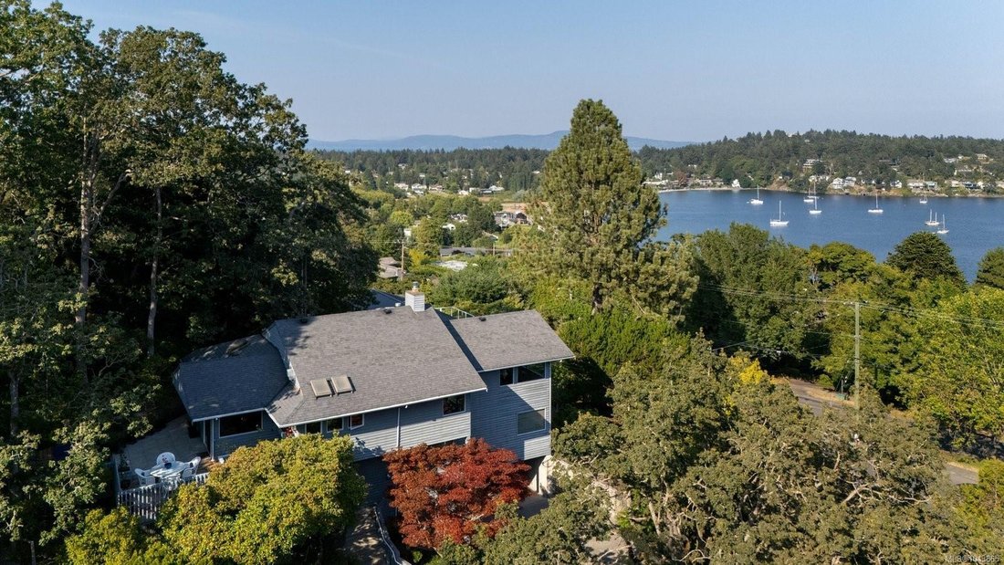 House in Oak Bay, British Columbia, Canada 1 - 18643743