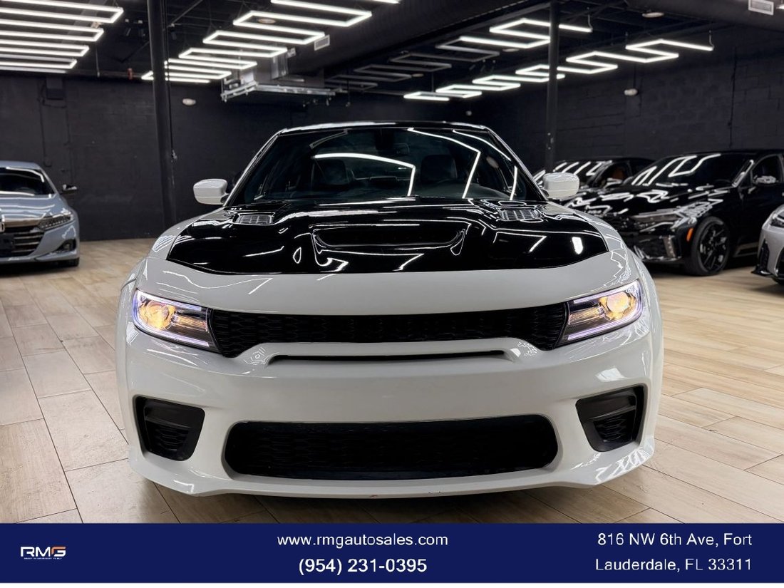 Sedan in Fort Lauderdale, FL, United States 2 - 18648127